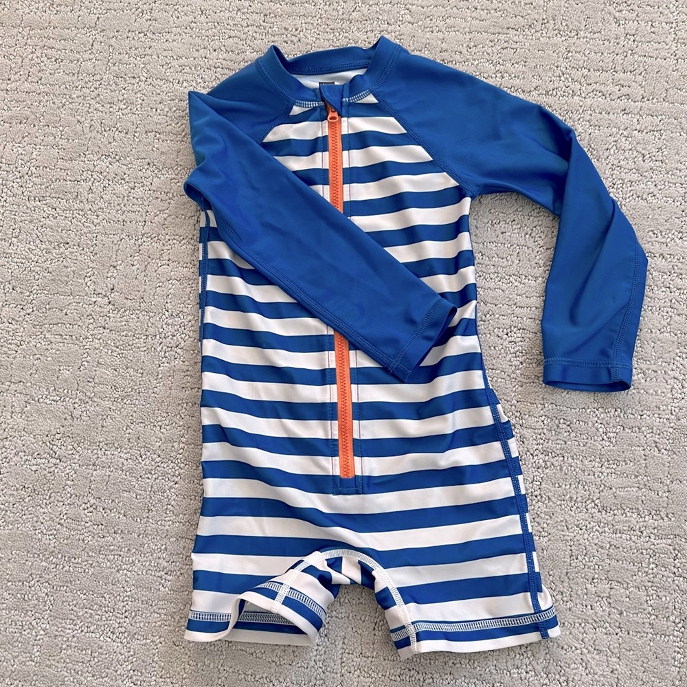 Tea Collection Rash Guard Baby swim suit, 18-24 mo, like new!